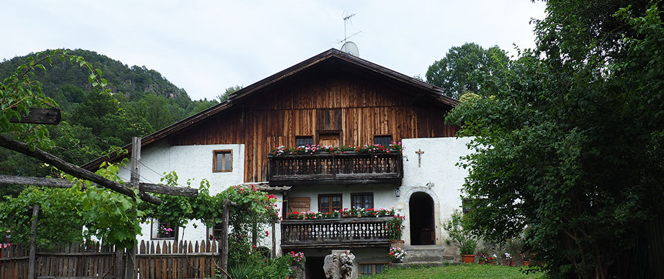 immagine casa contadina